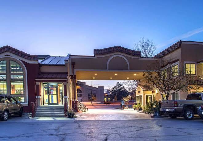 Best western university inn