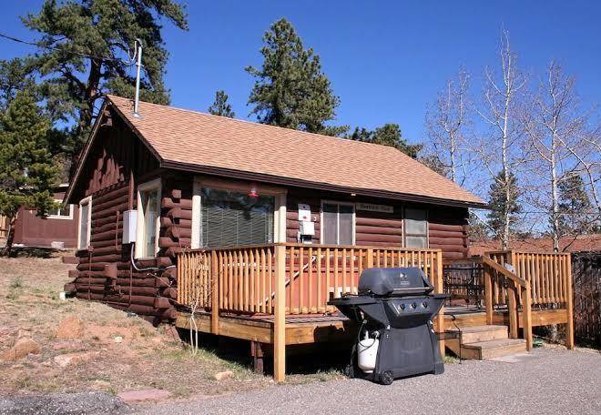 Lazy R Cottages Image