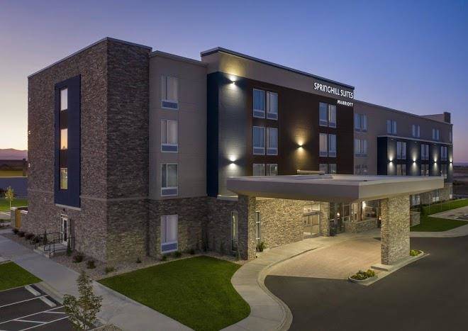 Springhill Suites By Marriott Loveland Fort Collins Windsor Image