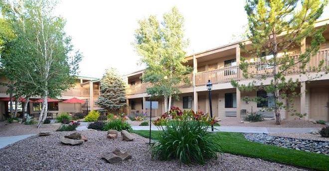 Best Western Grande River Inn & Suites Image