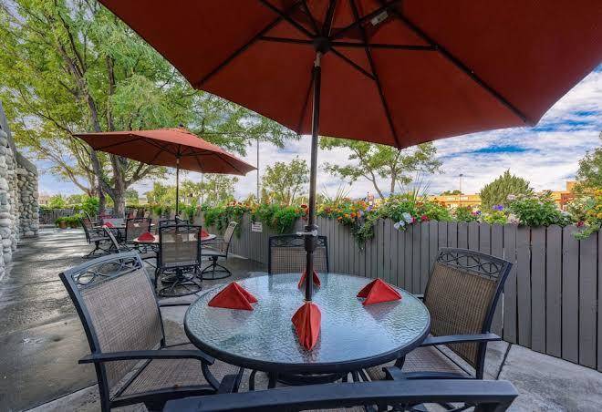 Grand Vista Hotel Image