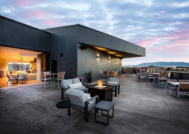 Hotel maverick