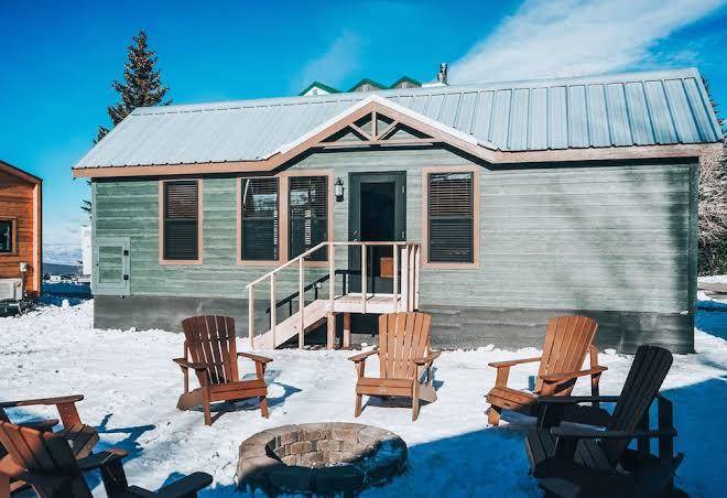 Powderhorn lodging