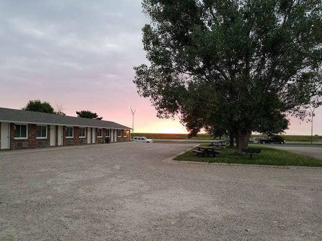 Golden plains motel