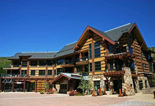 Hayden lodge