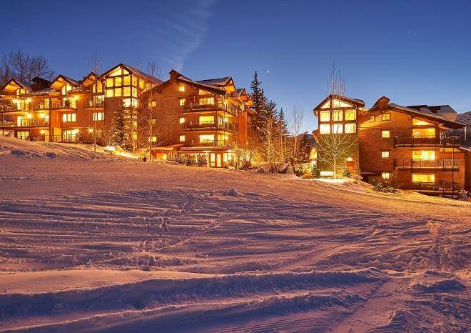 The Crestwood Condominiums Image