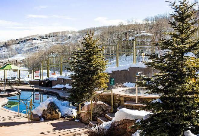 Timberline condominiums