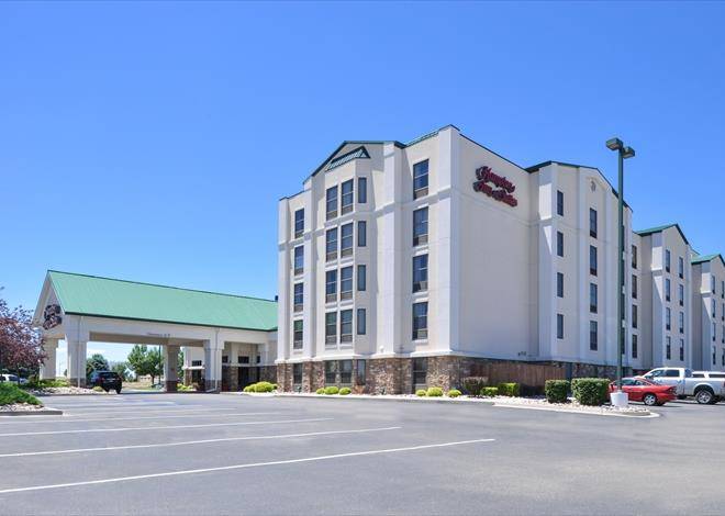 Hampton Inn & Suites Pueblo Southgate Image