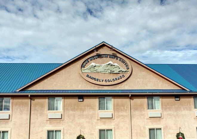 Blue mountain inn and suites