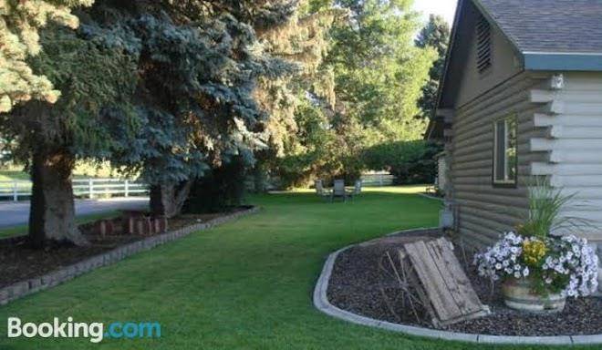 White river inn