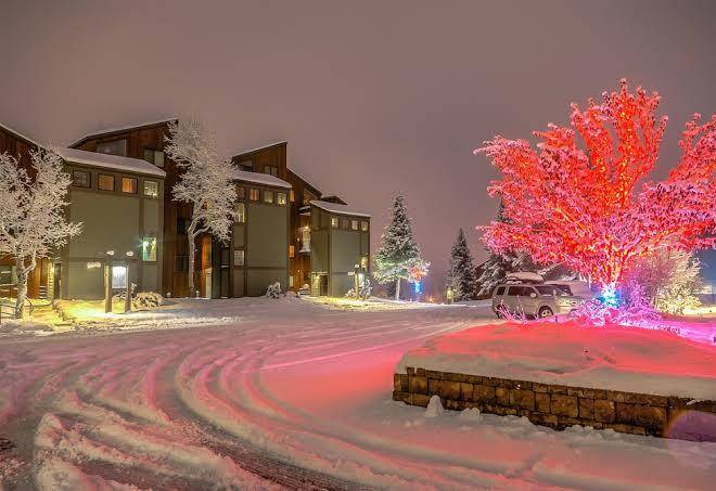 The west condominiums by mountain resorts