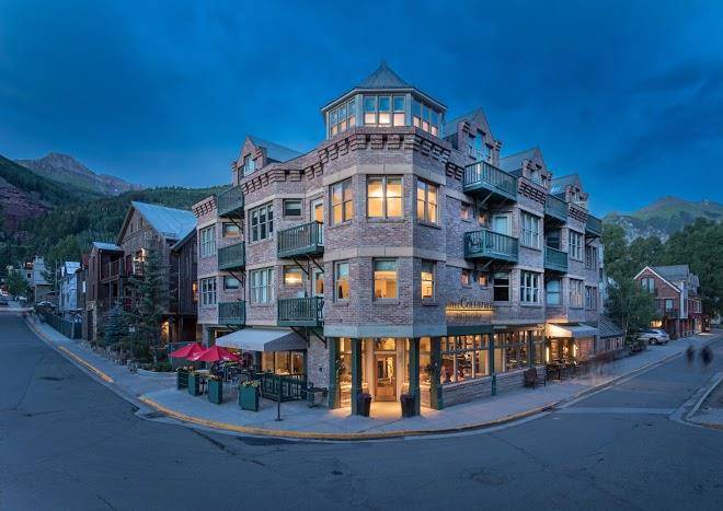 Hotel columbia