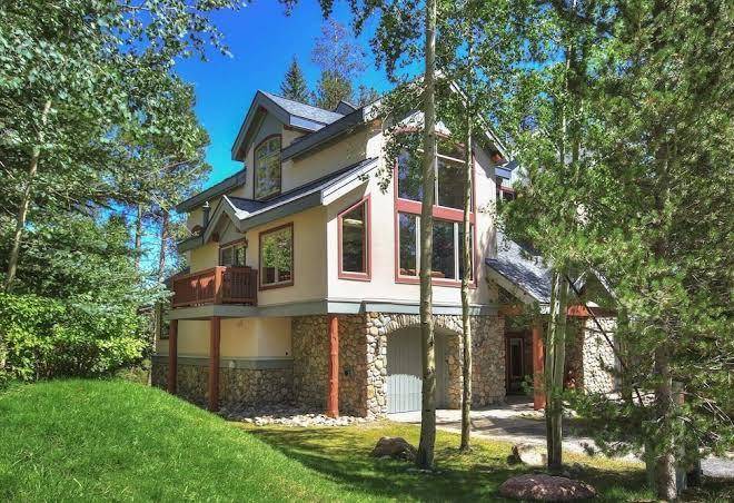 Tall pines lodge by skyrun