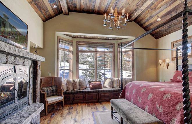 Ski bridge lodge by pinnacle lodging