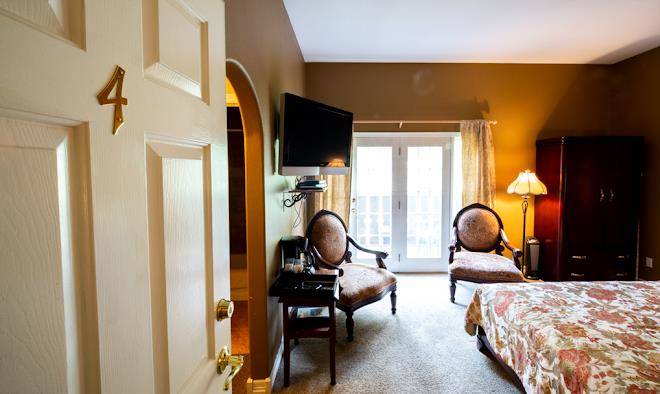 Skiway lodge