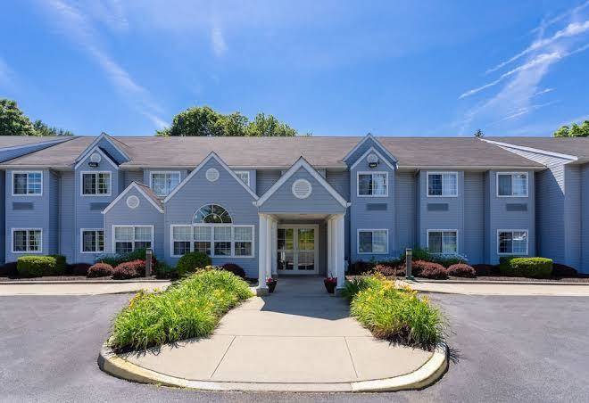 Microtel inn & suites by wyndham bethel danbury