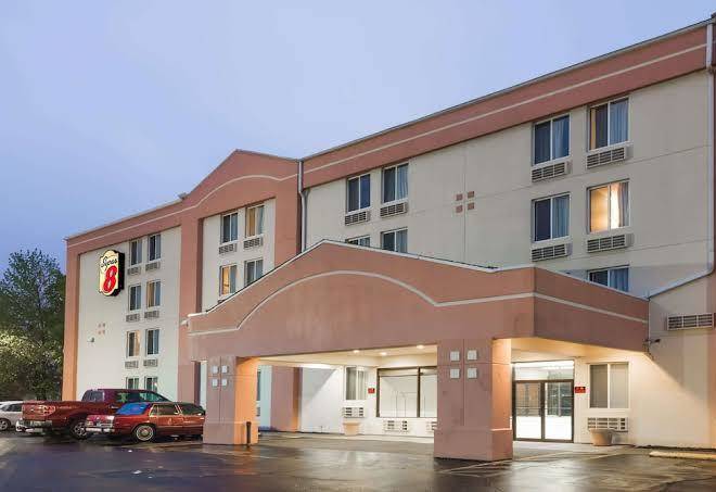 Super 8 by wyndham danbury