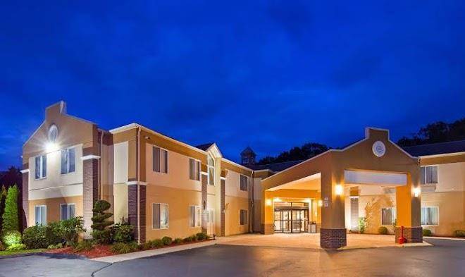 Best western plus new england inn & suites