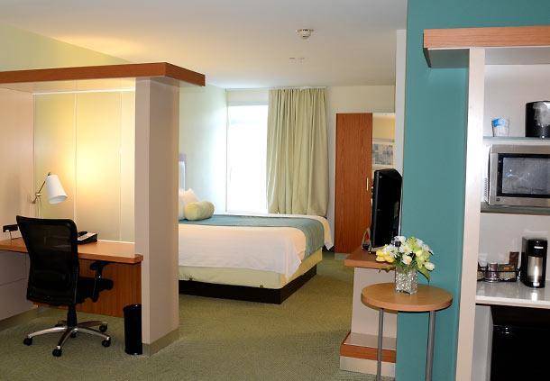 Springhill suites by marriott hartford airport windsor locks