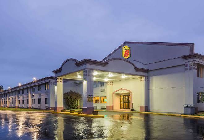 Super 8 by wyndham hartford