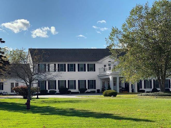 Litchfield inn