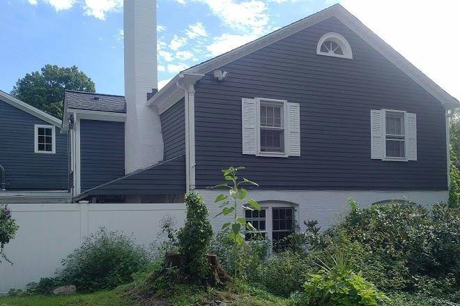Old riverton inn and the royal coachman tavern