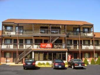 Colonial inn & suites