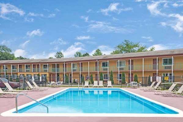 Days inn by wyndham branford new haven conference center