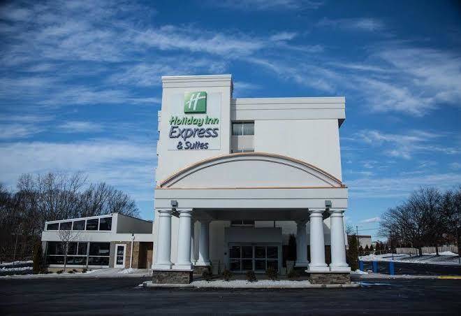 Holiday inn express & suites milford