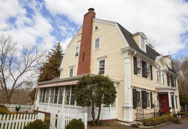 Bee & thistle inn