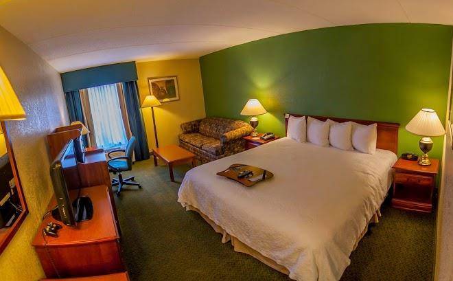 Hampton inn groton