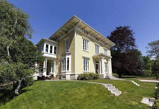 Spicer mansion
