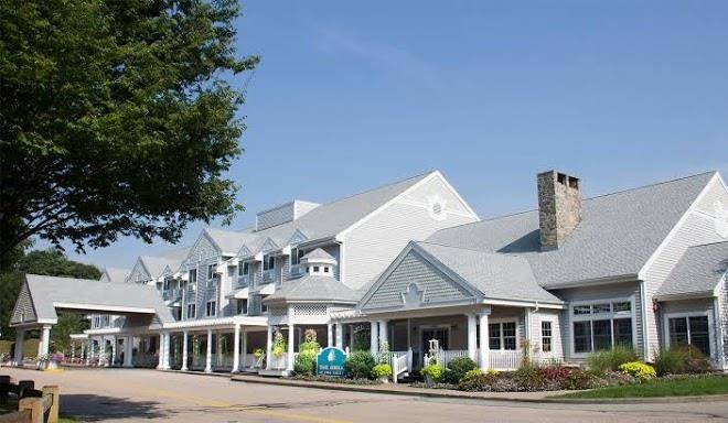 Two trees inn at foxwoods