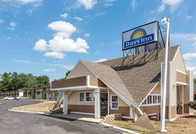 Days Inn By Wyndham Vernon Image