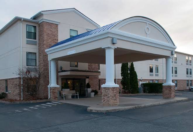 Holiday inn express vernon manchester
