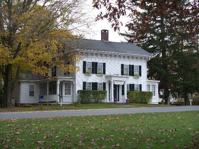 The tolland inn