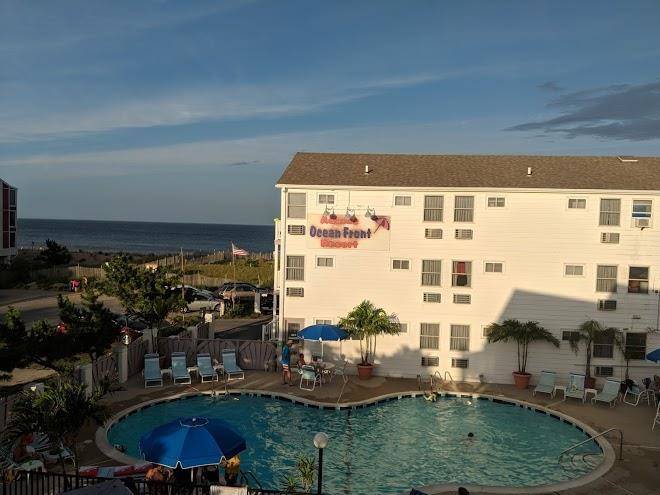 Adam's ocean front motel