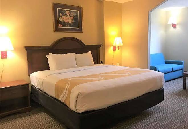 Days inn & suites by wyndham rehoboth beach dewey