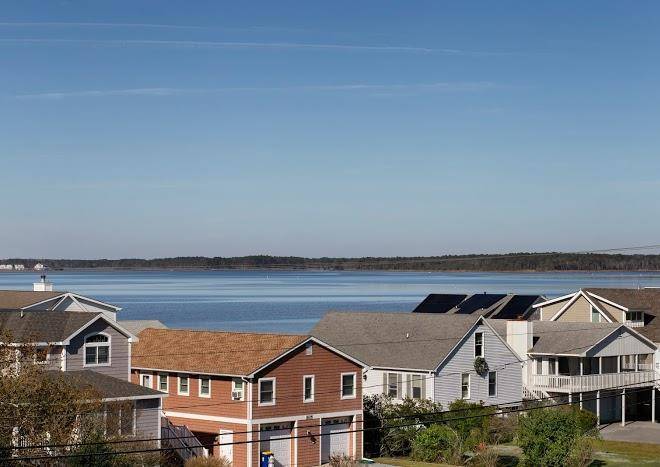 Fenwick Shores Tapestry Collection By Hilton Image