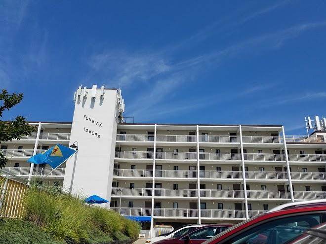 Fenwick towers condominium