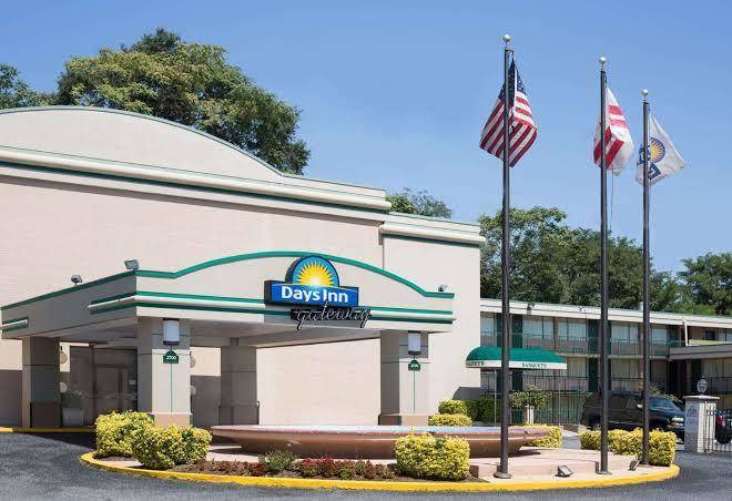 Days inn by wyndham washington dc gateway