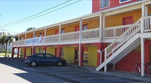 Aqua view motel