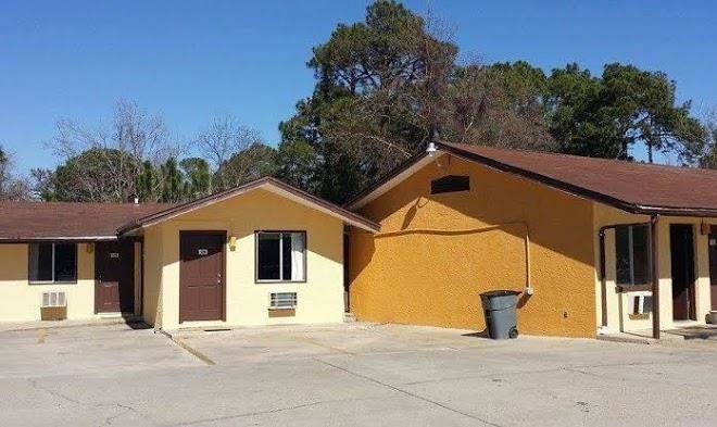 Cook's motel