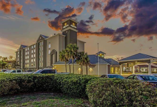 La quinta inn & suites by wyndham panama city