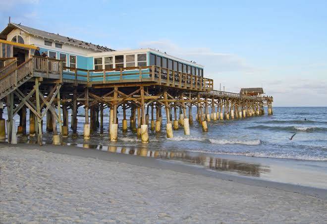 Days inn by wyndham cocoa beach port canaveral