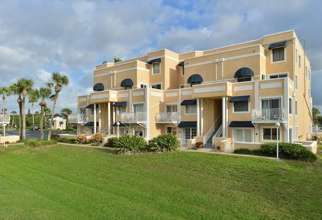 Royal Mansions Resort Image