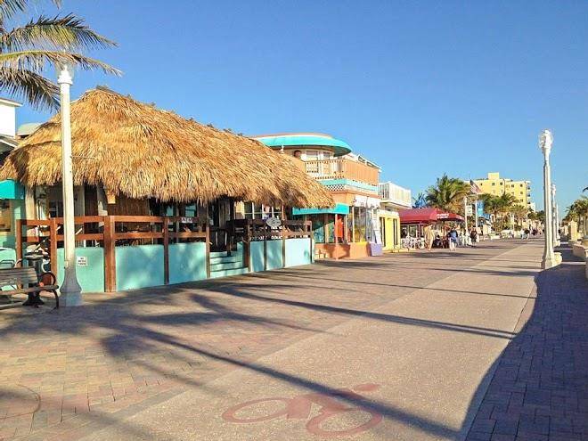 Art deco beach bungalows
