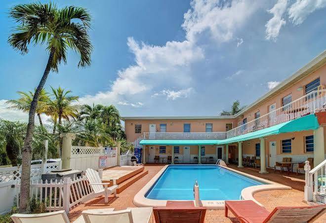 Grenier's hollywood beach hotels