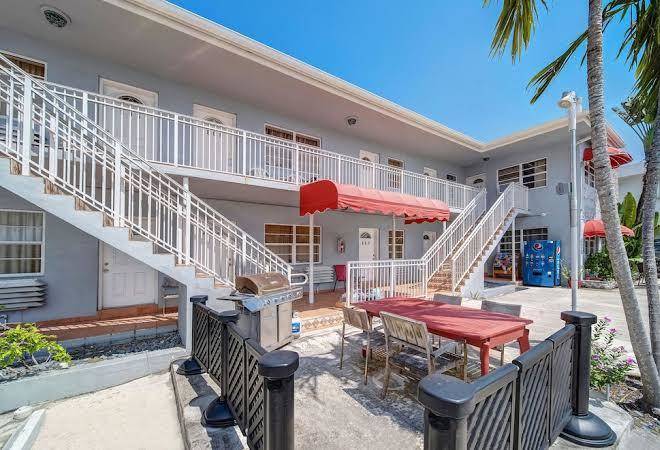 Silver spray hotel