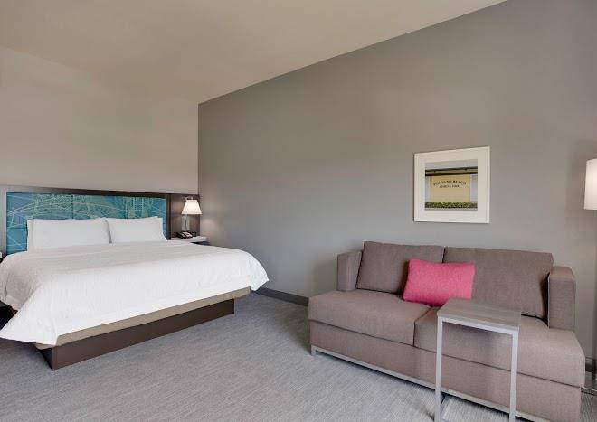 Hampton Inn Fort Lauderdale Pompano Beach Image